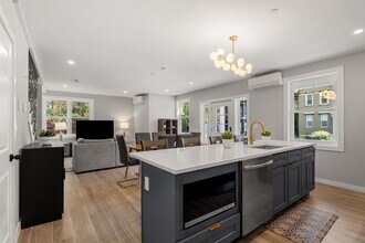 59 Perrin St in Boston, MA - Building Photo - Building Photo