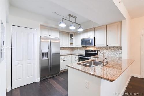 property at 1830 Radius Dr