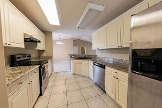 150 Morning Glory Cir in Winter Haven, FL - Building Photo - Building Photo