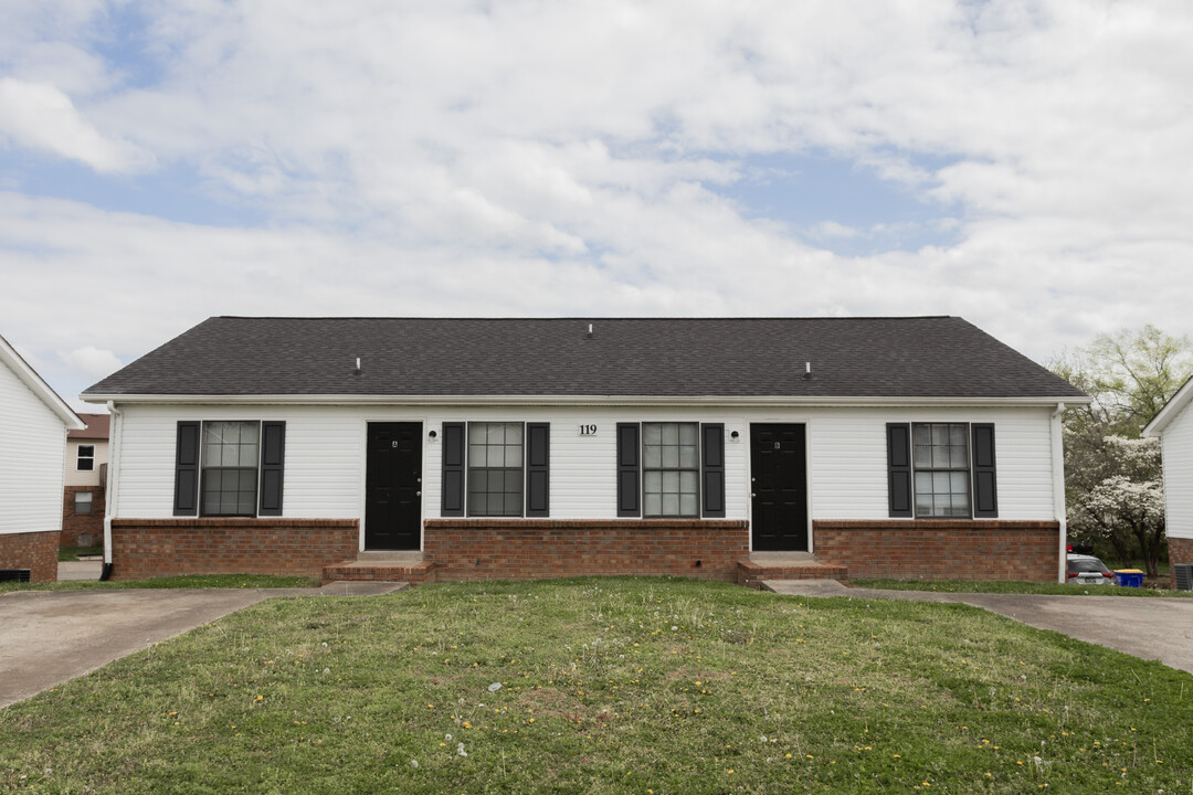 Clarksville Commons Apartments in Clarksville, TN - Foto de edificio