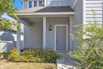 132 Fabion St in Niederwald, TX - Building Photo - Building Photo