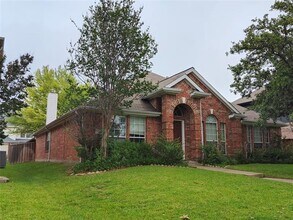 2453 Hunters Run Dr in Plano, TX - Building Photo - Building Photo