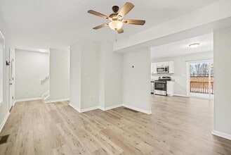 239 W Broad St in Elizabethville, PA - Building Photo - Building Photo