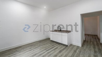 146 Fairview Ave in San Antonio, TX - Building Photo - Building Photo