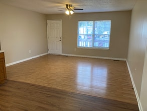 1709 Daytona Ct in Johnson City, TN - Building Photo - Building Photo