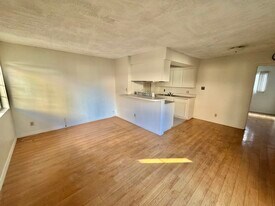 1804 Vine St, Unit D in Alhambra, CA - Building Photo