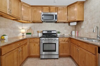 5001 Libbey Dr in Houston, TX - Building Photo - Building Photo