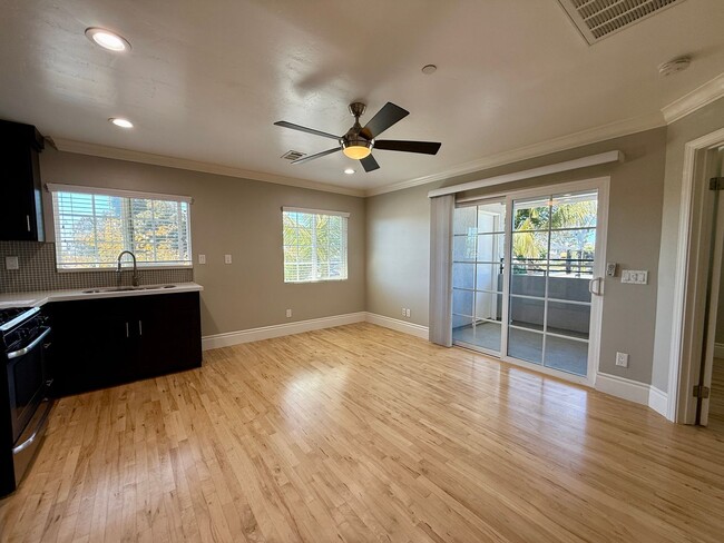 property at 7152 Fulton St