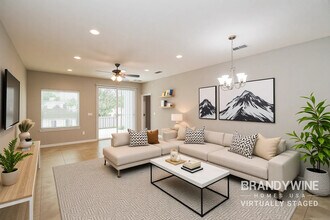 884 Glendale Ln in Orange Park, FL - Building Photo - Building Photo