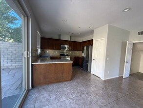 6809 Simmons Way in Moorpark, CA - Building Photo - Building Photo
