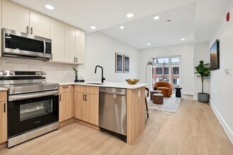 161 Van Wagenen Ave in Jersey City, NJ - Building Photo - Building Photo