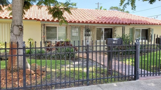 property at 1006 SE 4th St