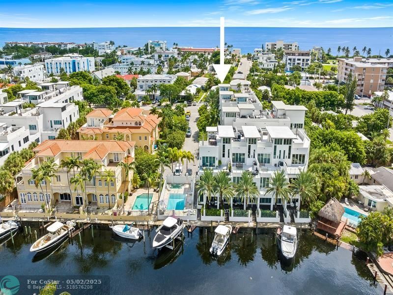 234 Garden Ct in Lauderdale-by-the-Sea, FL - Building Photo