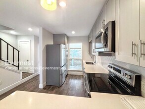 3804 Southway Dr in Austin, TX - Building Photo - Building Photo
