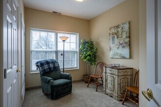 Sprenger Towne Center Senior Apartments in Avon Lake, OH - Building Photo - Interior Photo