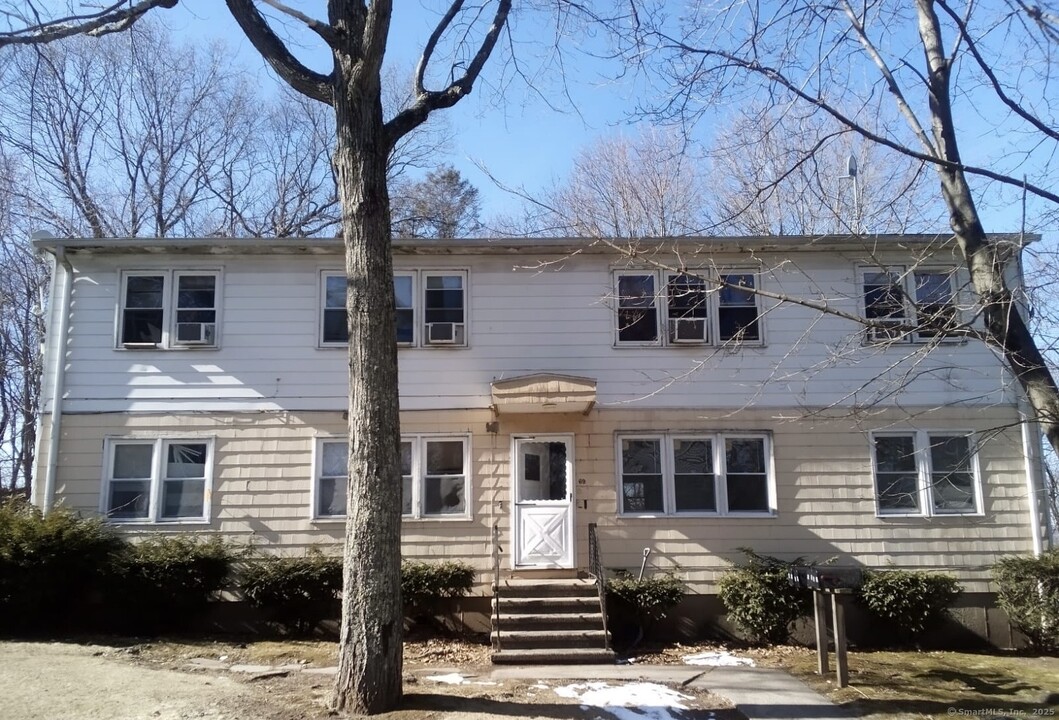 69 Oak Ridge Dr in New Haven, CT - Building Photo