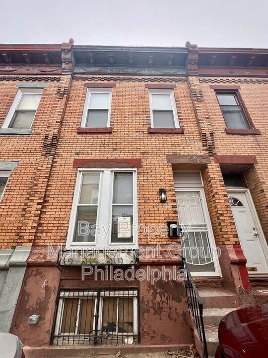 2830 W Harold St in Philadelphia, PA - Building Photo
