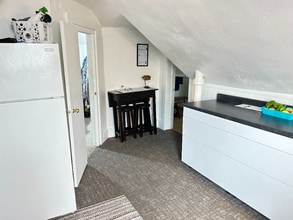 103 Erie St SE in Hutchinson, MN - Building Photo - Building Photo