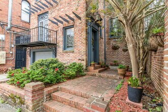 109 French St in New Iberia, LA - Building Photo - Building Photo