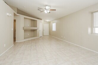 2103 Point Morada Ave in North Las Vegas, NV - Building Photo - Building Photo