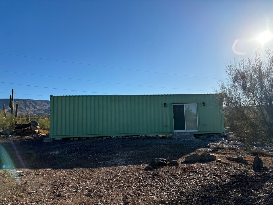 49106 N 3rd Ave in New River, AZ - Building Photo