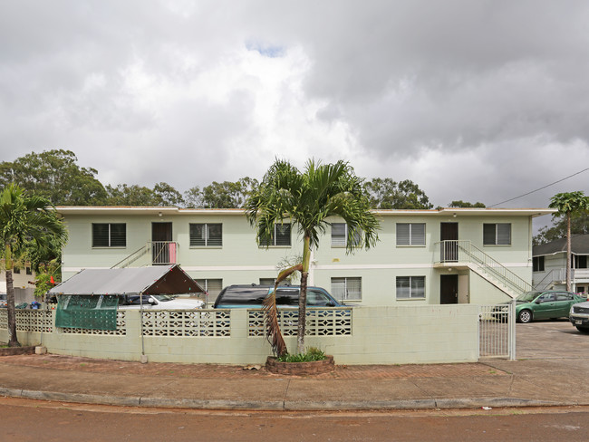 175 Lakeview Cir in Wahiawa, HI - Foto de edificio - Building Photo