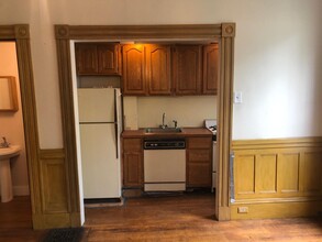 25 Cumberland St, Unit 1R in Boston, MA - Building Photo - Building Photo