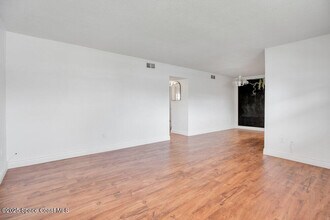 401 Monroe Ave in Cape Canaveral, FL - Building Photo - Building Photo