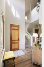 745 Rice St E in Wayzata, MN - Building Photo - Building Photo