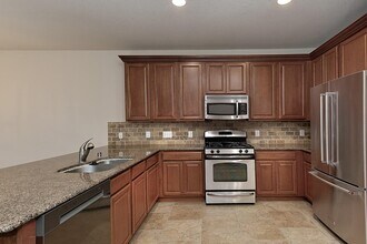 63 Avenswood Pl in Spring, TX - Building Photo - Building Photo