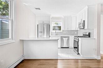 2319 Ocean Ave in Ronkonkoma, NY - Building Photo - Building Photo