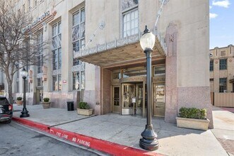 201 W Lancaster Ave in Fort Worth, TX - Building Photo - Building Photo