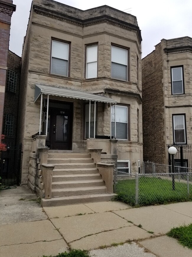property at 7216 S Langley Ave