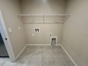 228 NW 10th St in Cape Coral, FL - Building Photo - Building Photo