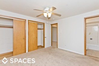 6250 W 64th Pl in Chicago, IL - Building Photo - Building Photo