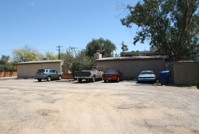 1750-1754 E Lester St in Tucson, AZ - Building Photo - Building Photo