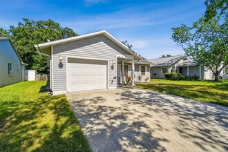 331 Feather Tree Dr in Clearwater, FL - Building Photo - Building Photo