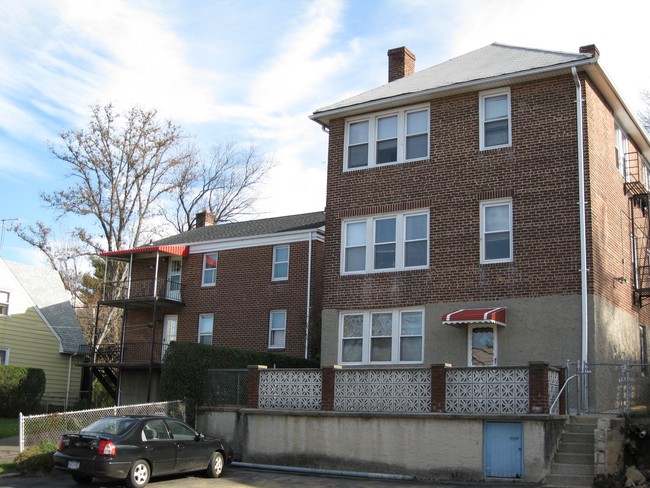 50 Palmer Rd in Yonkers, NY - Building Photo - Building Photo