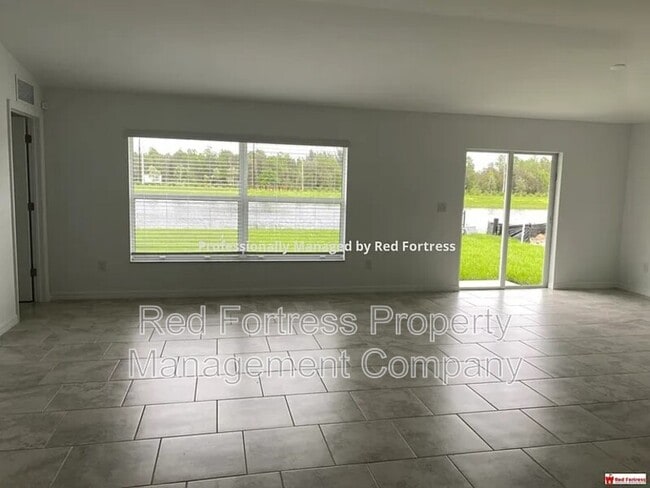 4215 Villa Rapallo Way in North Fort Myers, FL - Building Photo - Building Photo