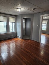 13 Sackett St in Westfield, MA - Building Photo - Building Photo