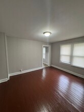 910 N Ewing St in Indianapolis, IN - Building Photo - Building Photo