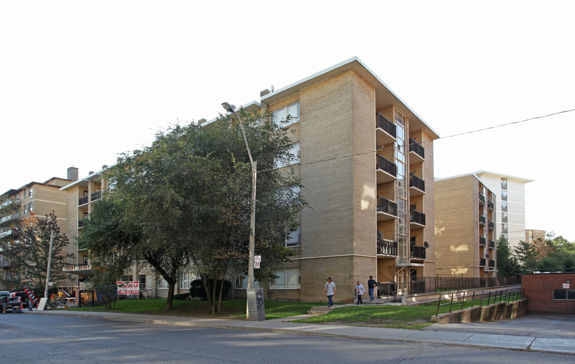 Terrace Gardens in Toronto, ON - Building Photo