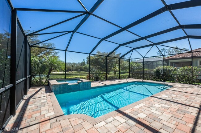 16258 Aberdeen Wy in Naples, FL - Building Photo - Building Photo
