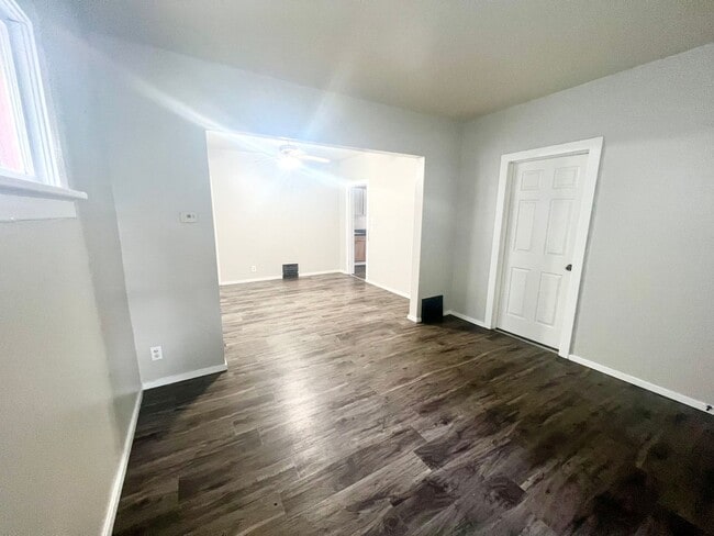 property at 1506 68th St