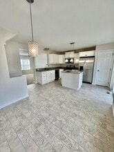 40 Barrington Ct in Bridgeport, WV - Building Photo - Building Photo