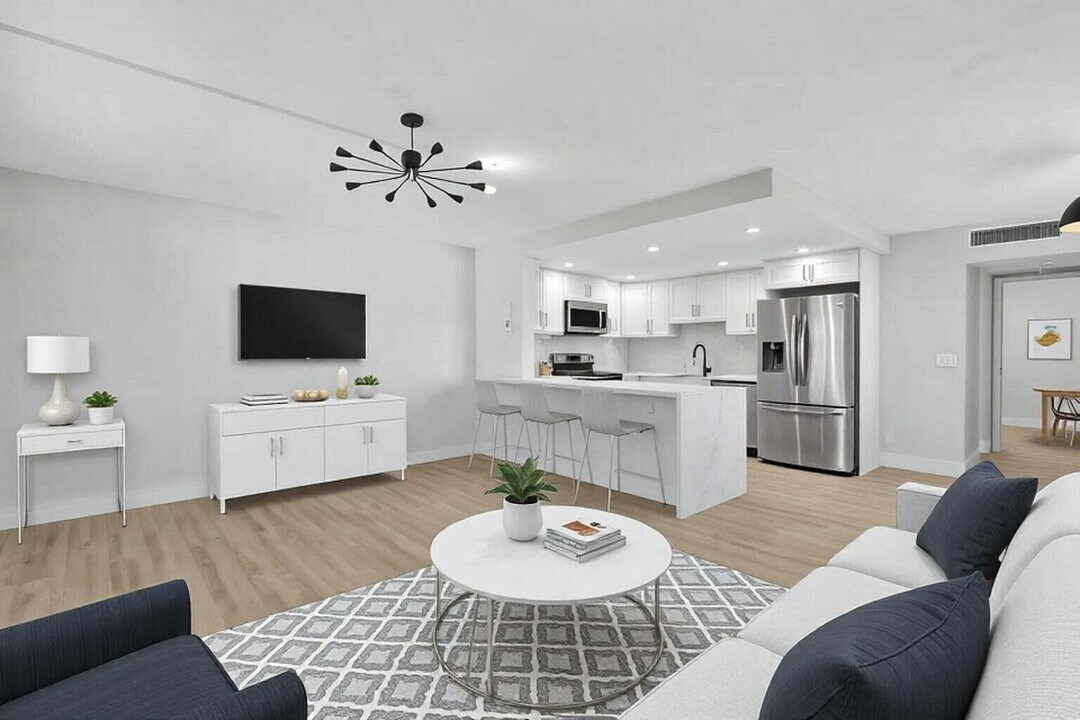 114 Brittany Terrace in Delray Beach, FL - Building Photo