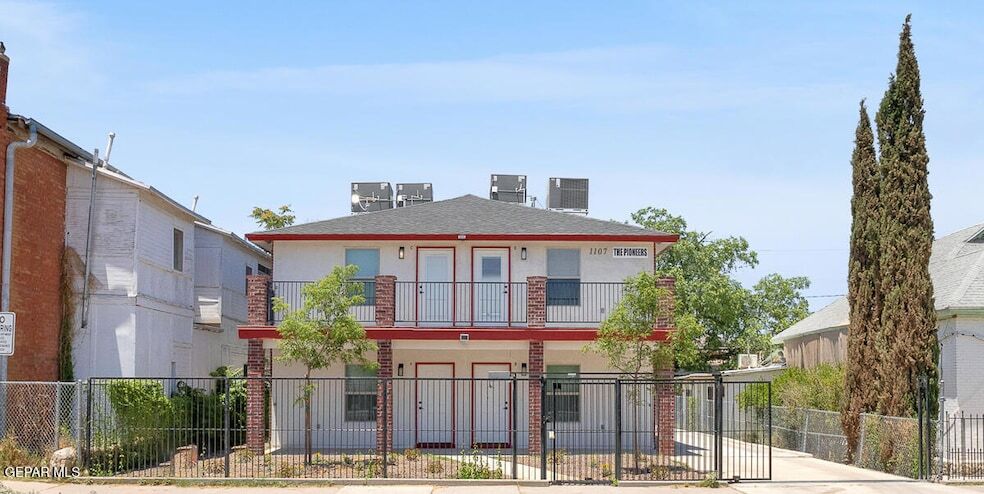 1107 Myrtle Ave in El Paso, TX - Foto de edificio