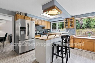 7788 SE Thompson Rd in Milwaukie, OR - Building Photo - Building Photo