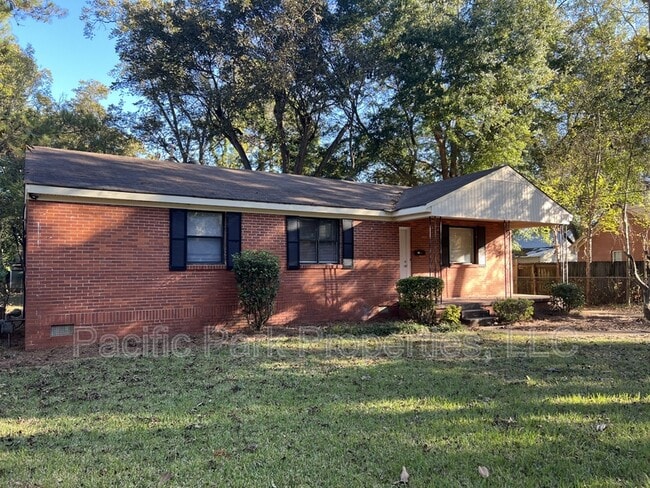 3745 Honeysuckle Rd in Montgomery, AL - Building Photo - Building Photo