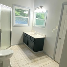 1045 Stonewood Dr in Charlottesville, VA - Building Photo - Building Photo